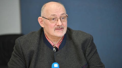 AfD-Poltiker Christoph Schaufert hat gegen seine Entlassung durch das Bistum Trier Beschwerde eingelegt. 