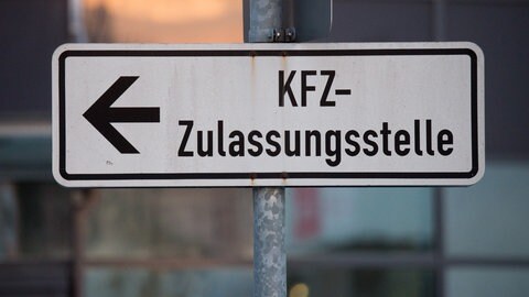 Neue Regeln In Den Heilbronner Kfz-Zulassungsstellen - SWR Aktuell