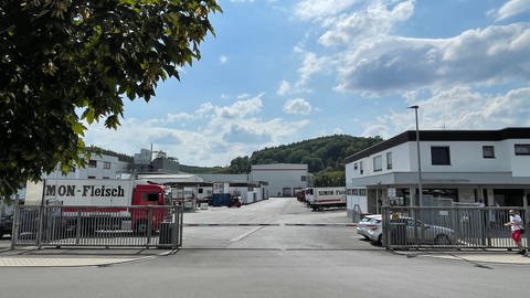 Simon-Fleisch in Wittlich ist der größte Schweineschlachthof in Rheinland-Pfalz. 