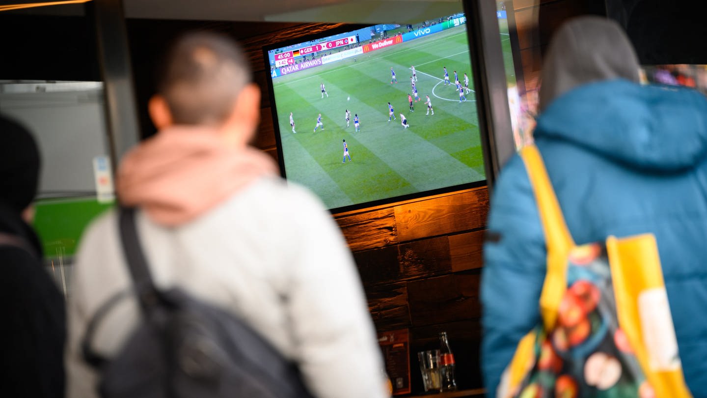 Viele Veranstalter verzichten bei der Fußball-EM auf großes Public Viewing.