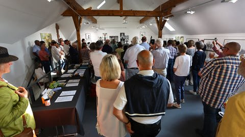 Die Ausstellungen im Kulturhaus in der Alten Schreinerei sind immer gut besucht, sagen die Mitglieder der Kulturinitiative Hillesheim.
