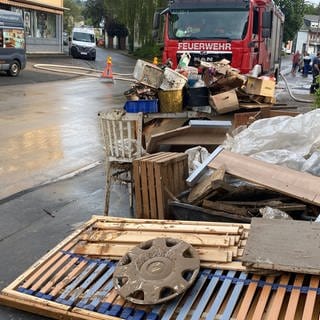 In Schönecken in der Verbandsgemeinde Prüm kam es am Montag infolge eines Unwetters zu höheren Wasserständen an der Nims.