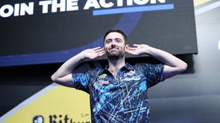 Die Weltspitze im Dartsport trifft sich zur Dartgala in Trier. Dabei ist auch Weltmeister Luke Humphries