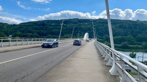 Die Grenzbrücke zwischen dem luxemburgischen Grevenmacher und Wellen im Kreis Trier-Saarburg. 