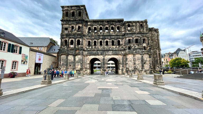 Südansicht Porta-Nigra-Platz