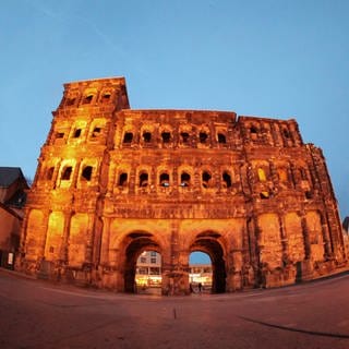 Bürger können sich bei einer Informationsveranstaltung über die Umgestaltung des Porta-Nigra-Platzes informieren.