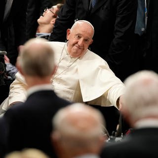 Papst Franziskus trifft die katholische Gemeinde in der Luxemburger Kathedrale Notre-Dame.