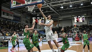 Die Basketballer der Gladiators Trier entscheiden das Derby in der 2. Liga gegen Koblenz für sich