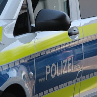 In Schoden an der Saar gab es wegen einer Schlägerei einen größeren Polizeieinsatz