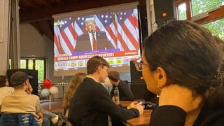 Enttäuschte Gesichter bei den Studierenden der Universität Trier nach dem Sieg Donald Trump bei der US-Präsidentschaftswahl. 