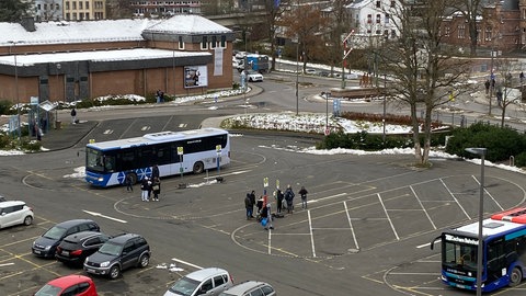 Am Busbahnhof in Gerolstein gab es laut Bürgermeister Schneider (SPD) mehrfach Vorfälle, bei denen Menschen angepöbelt wurden.