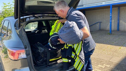 Der Brand- und Katastrophenschutzinspekteur der Vulkaneifel, Harald Schmitz, kommt am Tag der Flut morgens gegen halb neun an der Technischen Einsatzleitung in Hillesheim an.