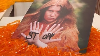 Foto von Manfred Arnoldi in der Kioskbühne Trier zum Orange Day