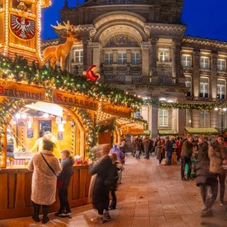 Vor fast 30 Jahren, im Jahr 1997, brachte der Trierer Kurt Stroscher den deutschen Weihnachtsmarkt nach Birmingham.