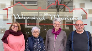 Kerstin Katharina Vogel von der Caritas mit Irma May, Marlene Bonertz und Ludwig Limburg (v.l.): Ihr Stadtteil liegt ihnen sehr am Herzen.