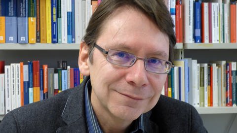 Prof. Dr. Uwe Jun, Politikwissenschafler an der Universität Trier 