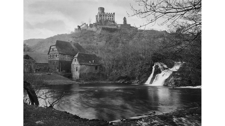 Der Mayener Fotograf Heinrich Pieroth hat zwischen 1920 und 1940 das Leben in der Vulkaneifel fotografiert.