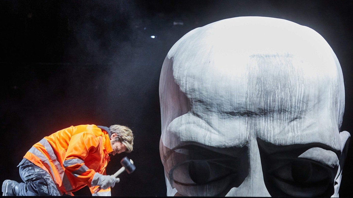 Untröstliche Schatten - Schauspiel am Pfalztheater Kaiserslautern