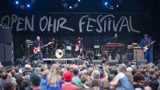 Bühne auf dem Mainzer Open Ohr Festival mit der Sängerin Nina Hagen