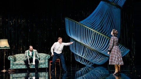 Tenor Brett Sprague (Alfred), Kammersänger Matthias Wohlbrecht (Gabriel von Eisenstein) und Kammersängerin Ina Schlingensiepen (Rosalinde von Eisenstein)