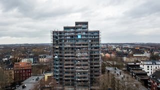 Das Horrorhaus am Donnerstag den 11. März 2021 in Dortmund. Das Hochhaus an der Kielstraße wird etagenweise abgerissen.