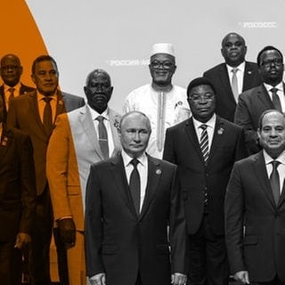 Wladimir Putin und Teilnehmer des Russland-Afrika-Gipfels in Sankt Petersburg 2023