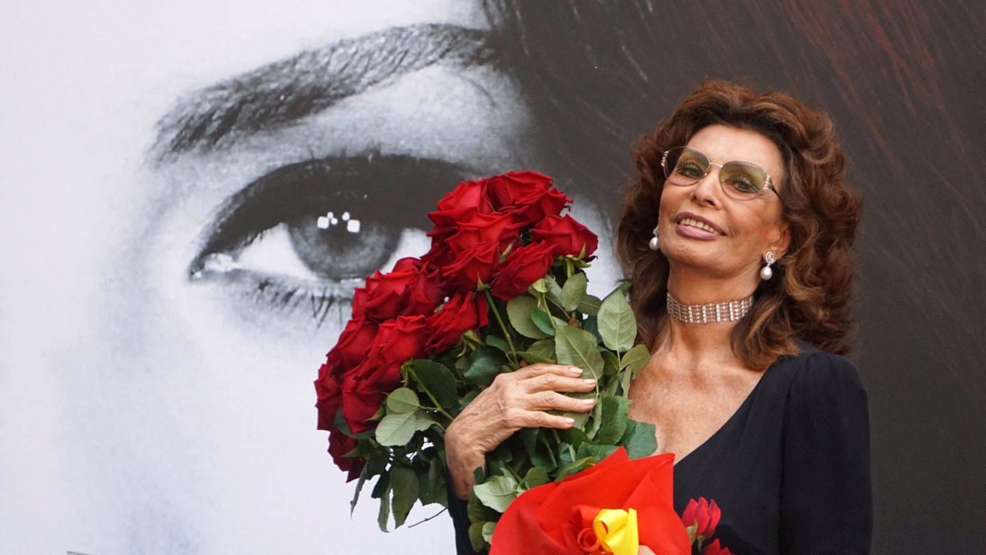 Die italienische Filmstar Sophia Loren wird 90 Jahre alt.