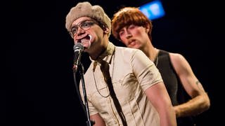 Joannie Baumgärtner und Marc Norbert Hörler in der Performance "Ouvertude" beim Art's Birthday 2020 im E-Werk Freiburg