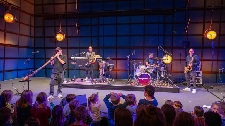 Kinderkonzert mit der Band Äl Jawala 