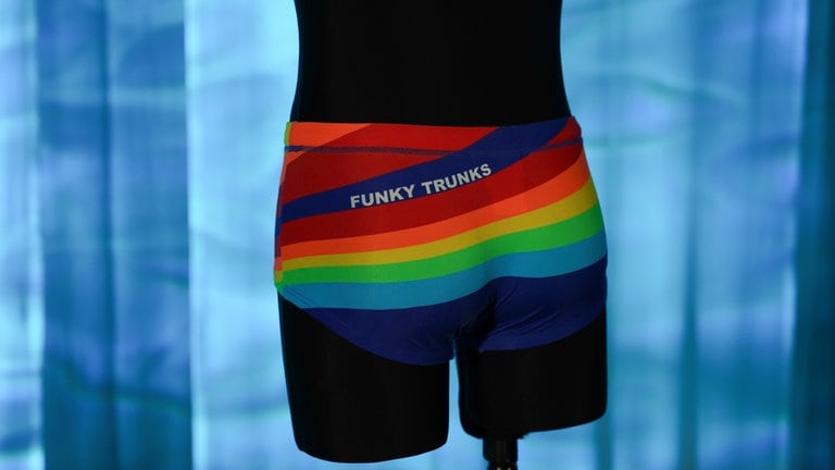 Die bunten Badehosen „Funky Trunks“ sorgten für großes Aufsehen der Schwimmabteilung.