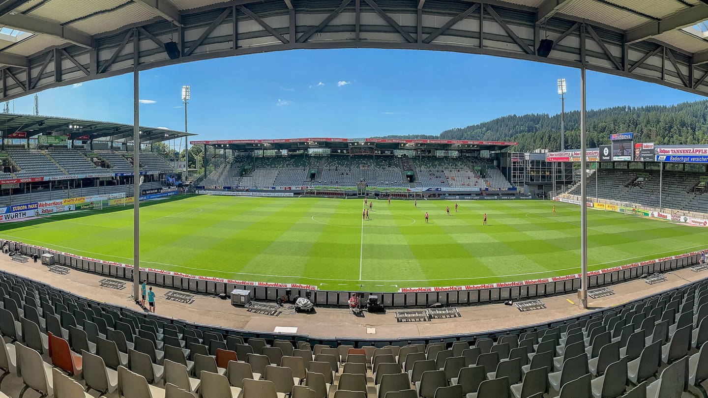 Übersicht über das alte Freiburger Schwarzwald-Stadion