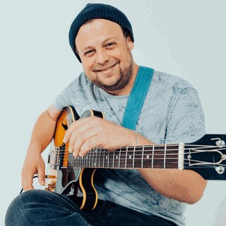 Christoph Neuhaus, Gitarrist