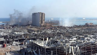 Gewaltige Explosion in der libanesischen Hauptstadt Beirut am 04. August 2020. In Beiruts Hafen wurden mindestens 100 Menschen getötet und tausende Menschen verletzt. 