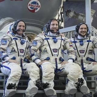 US-Astronautin Serena Aunon-Chancellor, der russische Kosmonaut Sergej Prokopjew und der deutsche Astronaut Alexander Gerst