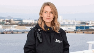 Julia Schaefermeyer, Mitglied der Seenotrettung SOS Mediterranee im Mittelmeer