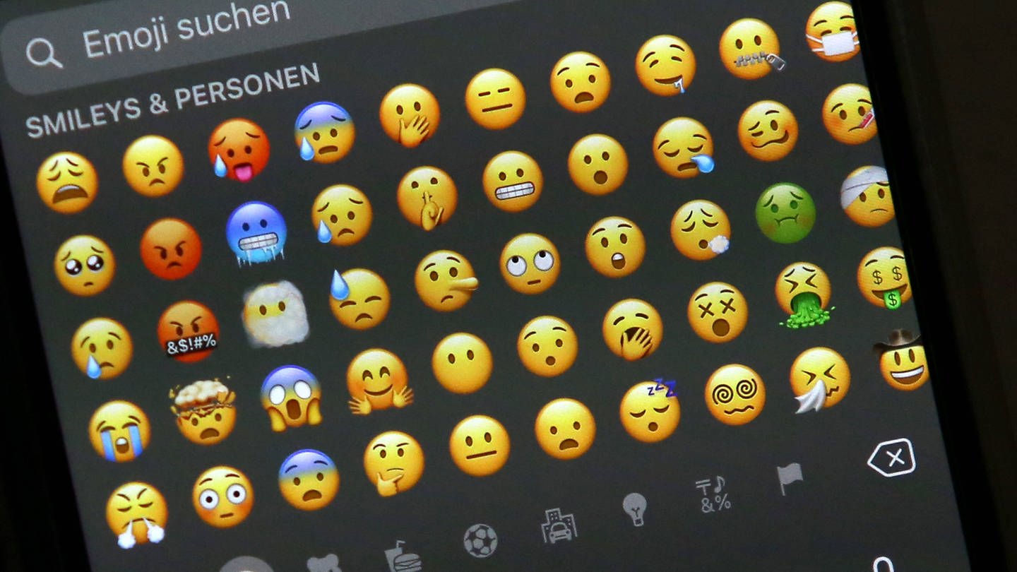 Emojis auf einem Handy-Bildschirm