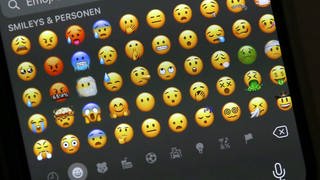 Emojis auf einem Handy-Bildschirm