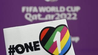 WM in Katar: Die One-Love Binde mit der Pride Flag