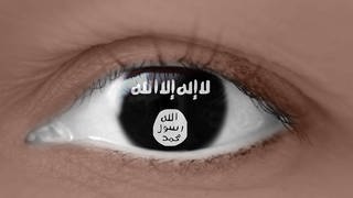 Symbolbild - Auge mit Flagge der ISIS