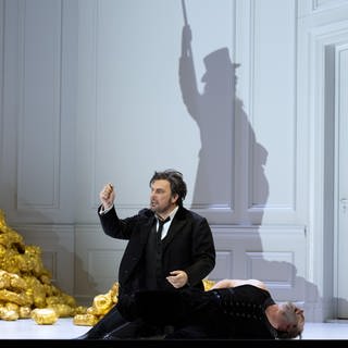 Szene aus der Rheingold. Inszenierung von Andreas Homoki in Zürich.