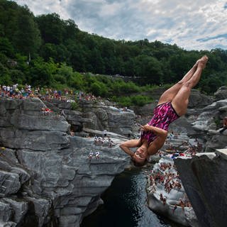 Germany's Anna Bader in action during the Cliff Diving European championships, 20 July 2013, in Ponte Brella, Switzerland. EPAGABRIELE PUTZU 