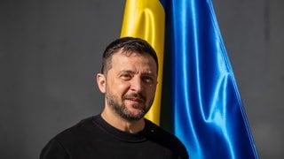 Wolodymyr Selenskyj, Präsident der Ukraine, nimmt an einem Pressestatement im Bundeskanzleramt teil.