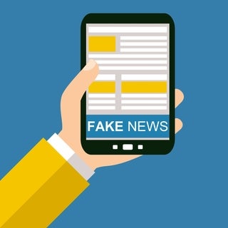 Hand mit Smartphone: Fake News - Flat Design