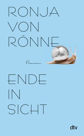 Die Schriftstellerin Ronja von Rönne und das Cover zu ihrem Roman "Ende in Sicht"