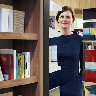 Maria-Chistina Piwowarski, Buchhändlerin der Buchhandlung Ocelot in Berlin