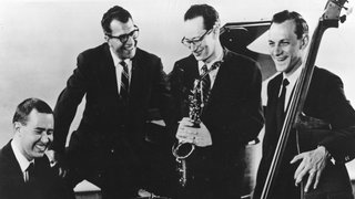 Dave Brubeck (zweiter von links) und sein Quartett bei ihrem Auftritt beim Newport Jazz Festival 1959