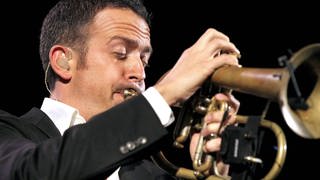 Der Jazz-Trompeter und Sänger Till Brönner am 8.4.2011 in der Alten Oper Erfurt.