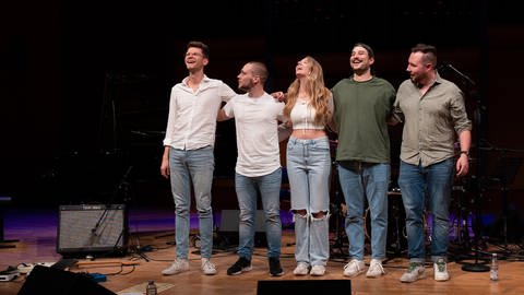 Sängerin Franzi Stöger und die anderen Mitglieder ihrer Band