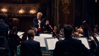 Reinhard Goebel dirigiert das SWR Symphonieorchester