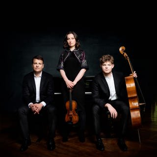 Klaviertrio E.T.A.: Till Hoffmann (Klavier), Elene Meipariani (Violine), Till Schuler (Violoncello) 